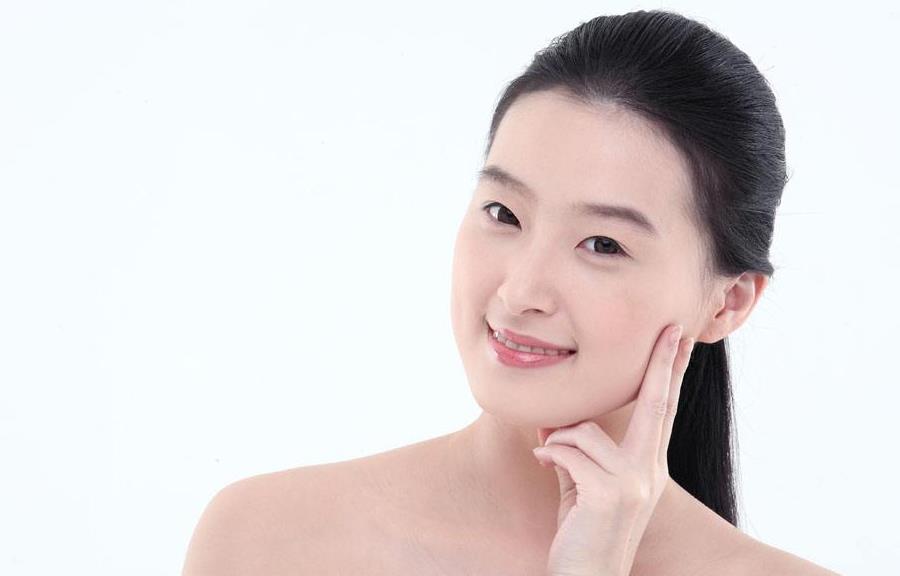 國內(nèi)知名<a href='http://www.syhxdzs.com/'>品牌美容院加盟</a>哪個好？