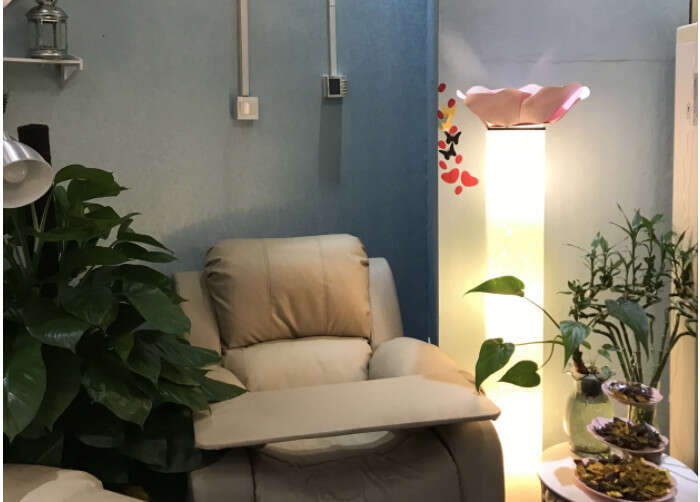 新手<a href='http://www.syhxdzs.com/'>加盟美容院</a>需要注意什么？